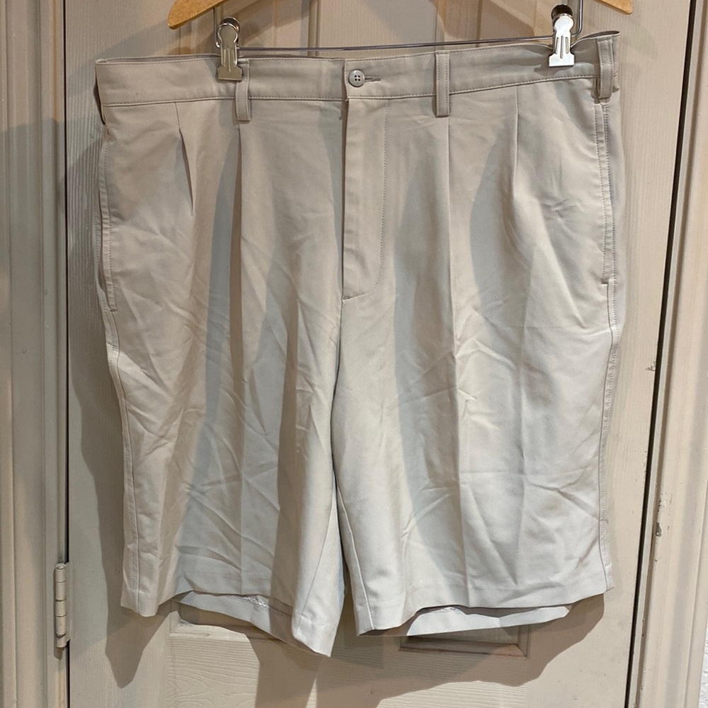 FJ front pleated shorts size 38